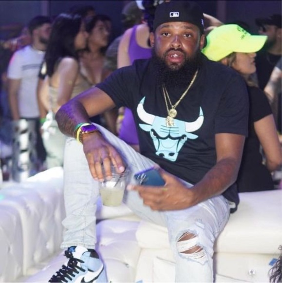 Meet your Posher, Delancey - Picture 1 of 1